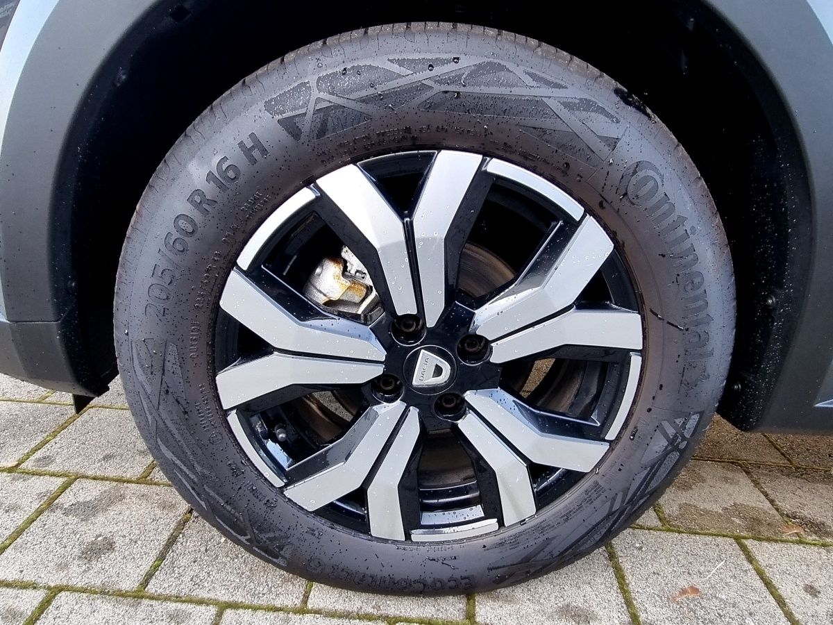 Fahrzeugabbildung Dacia Sandero Stepway Comfort TCE 100 ECO-G