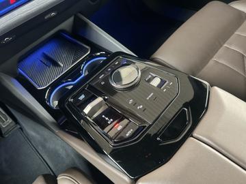 2024 BMW I5 — миниатюра 13
