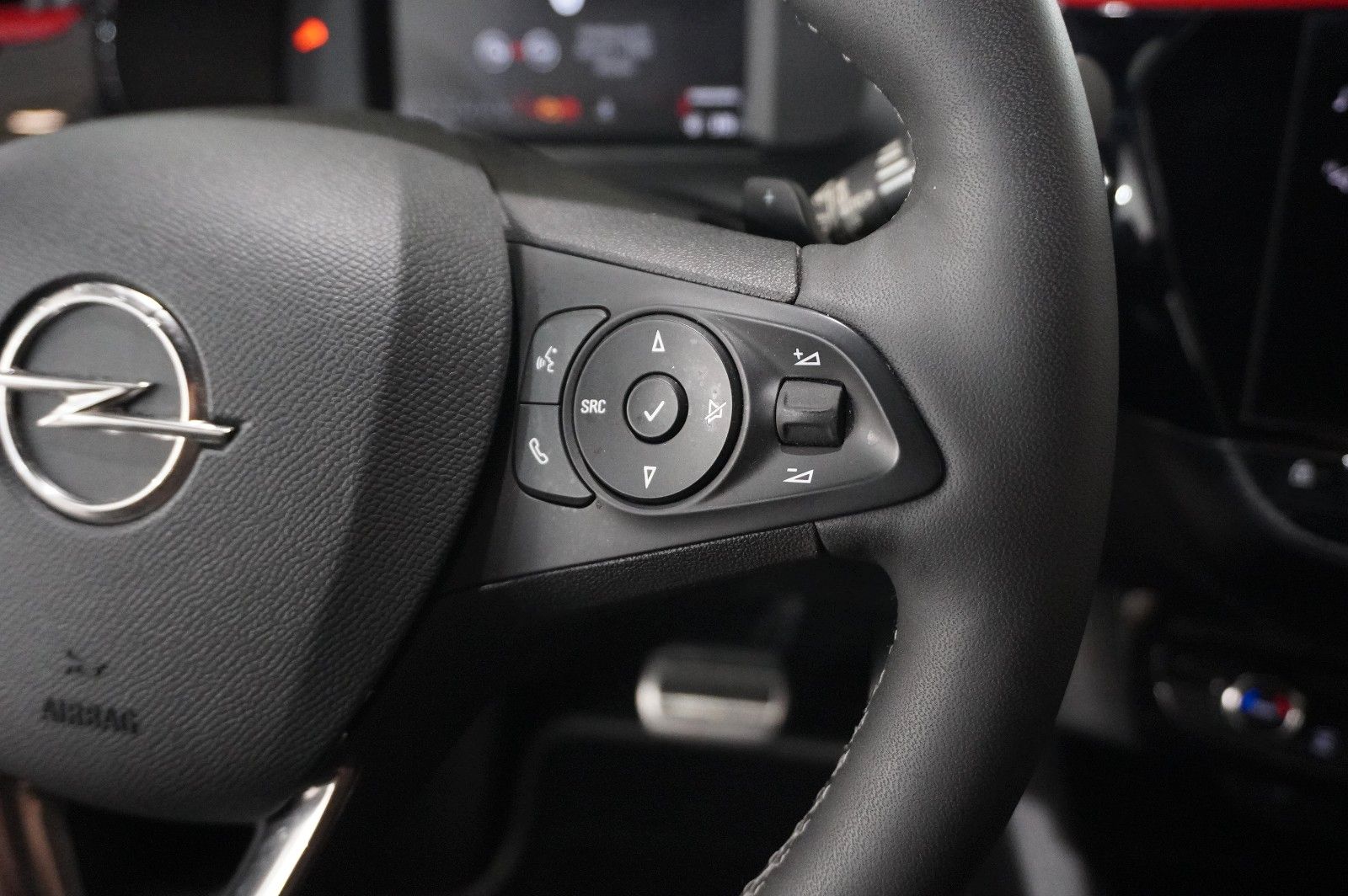 Fahrzeugabbildung Opel Corsa F 1.2T GS SPORT NAVI/LED/KAMERA/SPORT/DAB+