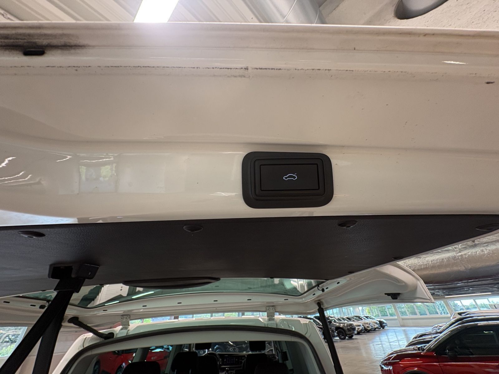 Volkswagen T6.1 Multivan 2.0 TDI Trendline Navi DAB PDC AHK foto 25