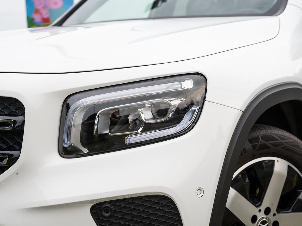 Mercedes-Benz GLB 250