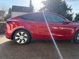 Tesla Model Y Hinterradantrieb RWD RWD - Tesla Model Y: Rot