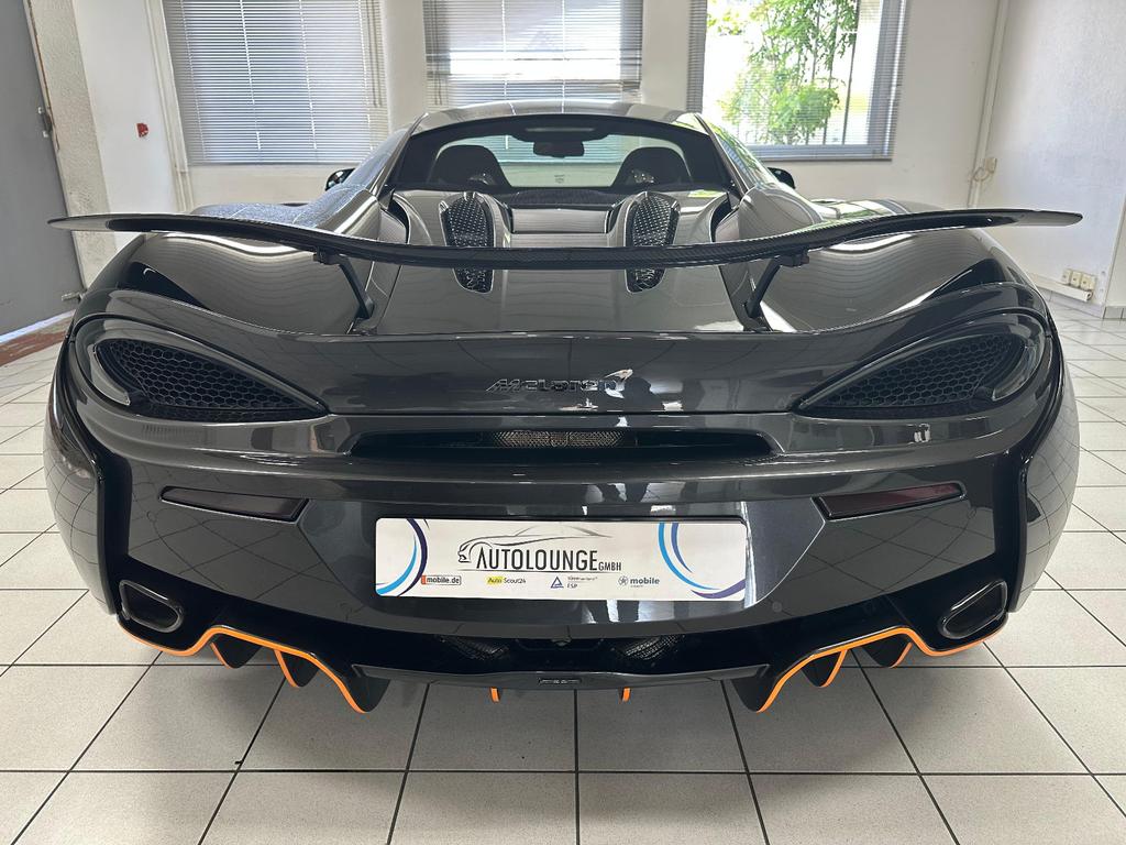 McLaren 570S