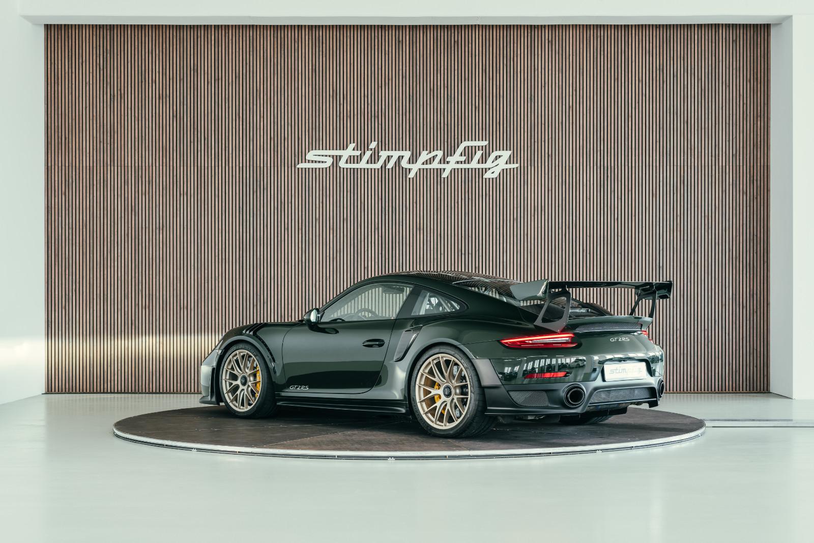 Porsche 991 GT2 RS, PTS, 1 Hand, PCCB, Lift