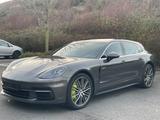 Porsche Panamera 4 E Sport Turismo PANO ACC CHRONO LÜFT  - Porsche Panamera 4s mit Hybrid-Antrieb (Benzin/Elektro)