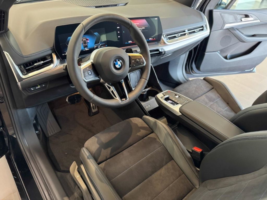 BMW 223 Active Tourer - Bild 9