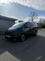 Hyundai STARIA 2.2 CRDi Signature 7-Sitzer Auto 4WD ...