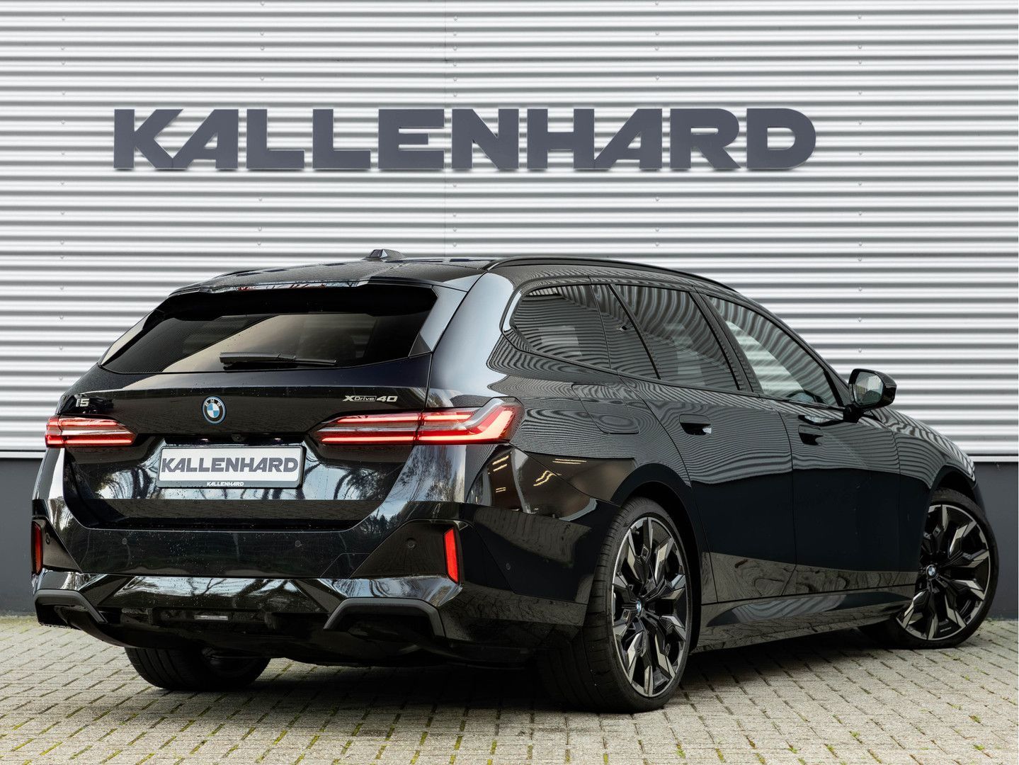 BMW i5 Touring xDrive40 M-Sport Pro - Full-Option - imagem 3