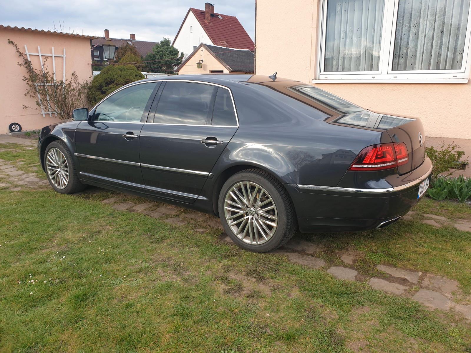 Volkswagen Phaeton 4.2 V8 4MOTION Tiptronic 5-Sitzer -