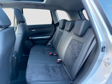 Fotografie 13 des Suzuki Vitara 1.4 Hybrid 'Comfort+' Allgrip