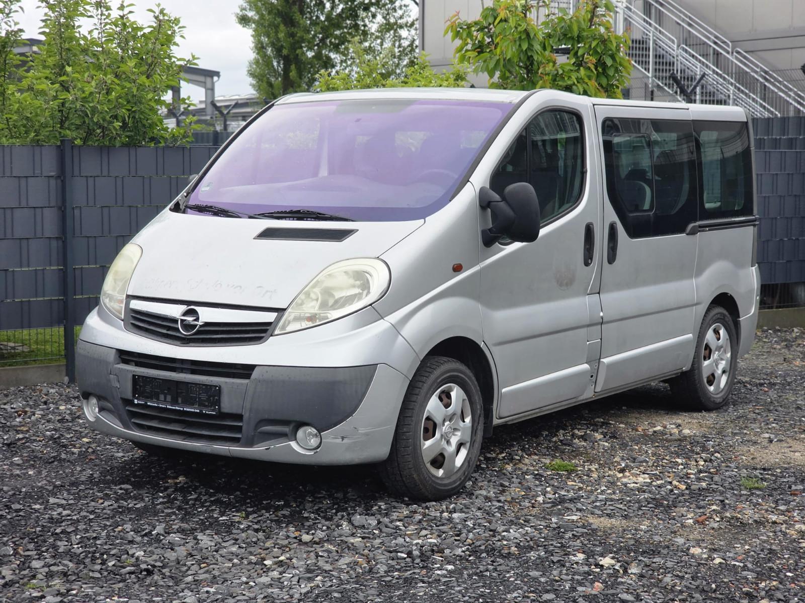 Opel Vivaro Kasten Kombi L1H1 2,7t 9 Sitzer