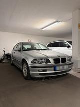 BMW E46 318i - BMW 318 aus 2001: 318i