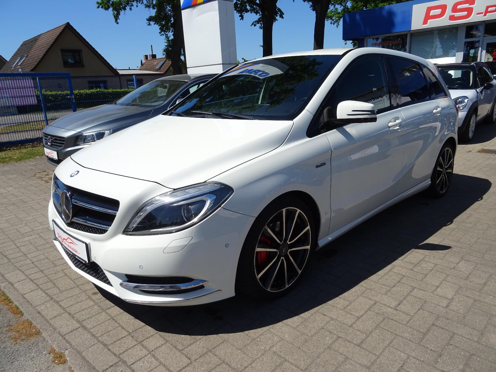 Mercedes-Benz B 180 Night Paket-Xenon-Navi-Bluet.-SHz-Tempom