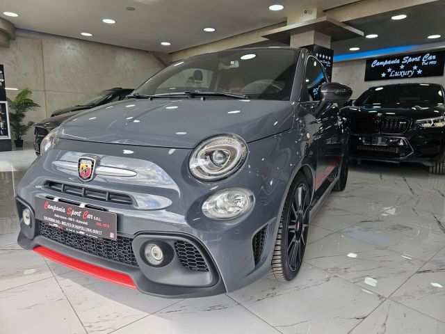 Abarth 695 1.4 Turbo T-Jet XSR Yamaha Limited Ed