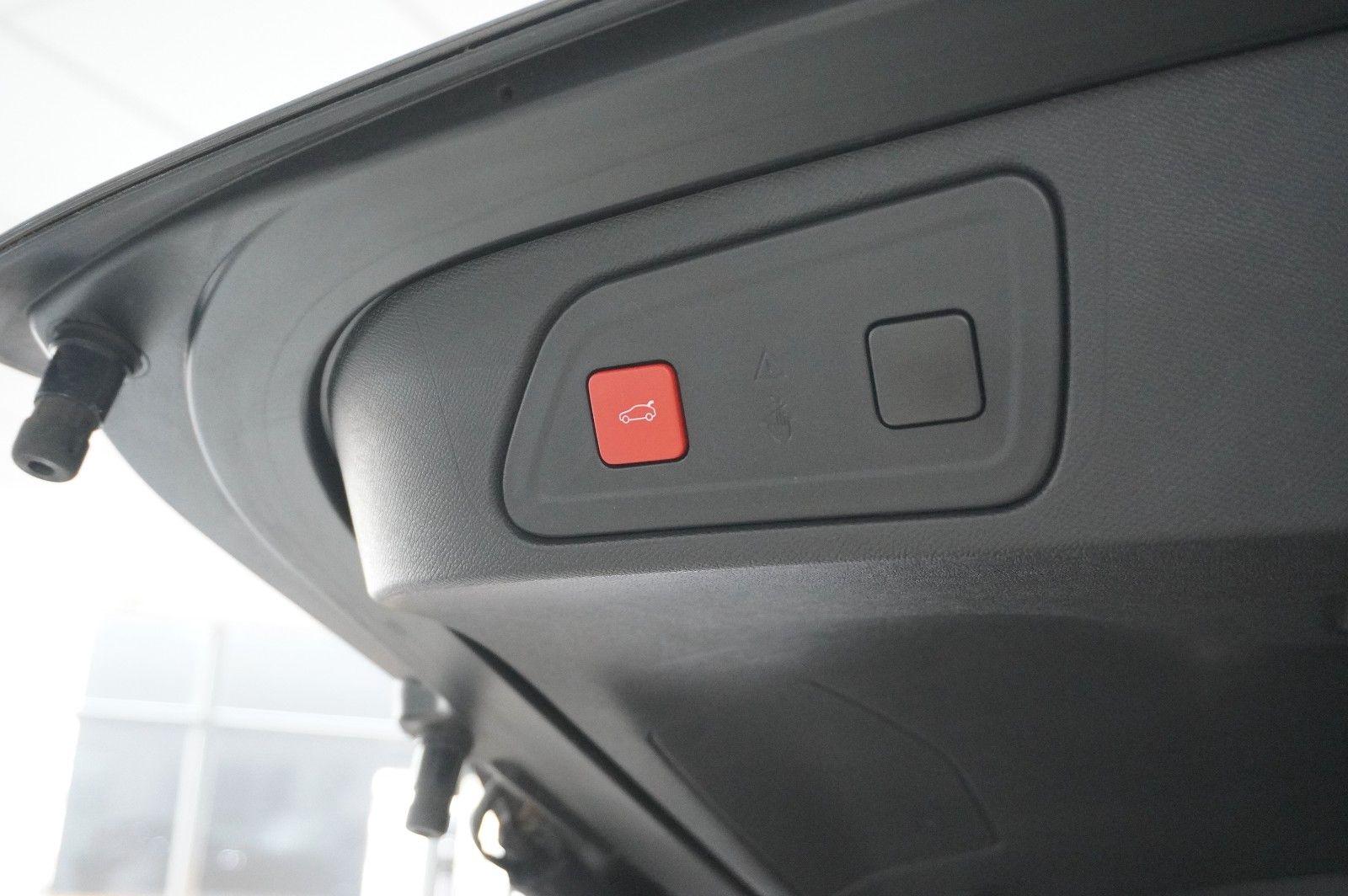 Fahrzeugabbildung Citroën C5 Aircross 1.2T SHINE EAT-8 NAVI/LED/KAMERA/SH
