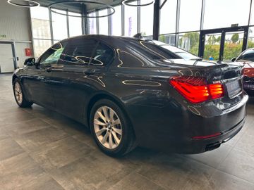 BMW 740 d xDrive *HeadUP*KomfortSitze*Vollauss.*
