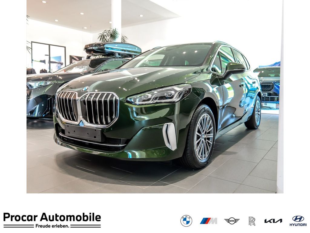 BMW 218i Active Tourer Luxury Line PANO RFK NAVI LM