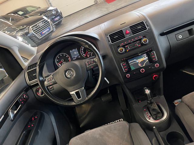 Volkswagen Touran Highline *PANO*SHZ*NAVI*PDC*TEMPOMAT*