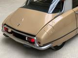 Citroën DS ID19B *Göttin* Schalter Fantomas viel neu - Citroën DS mit Benzin-Antrieb