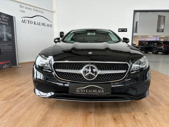 Mercedes-Benz E 200 Coupé Avantgarde COMAND+DISTRONIC+360°+LED