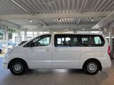 Hyundai H-1 Travel Trend*NAVI*RFK*8.SITZ*AUTOMA.*AHK*TÜV - : Van, Travel