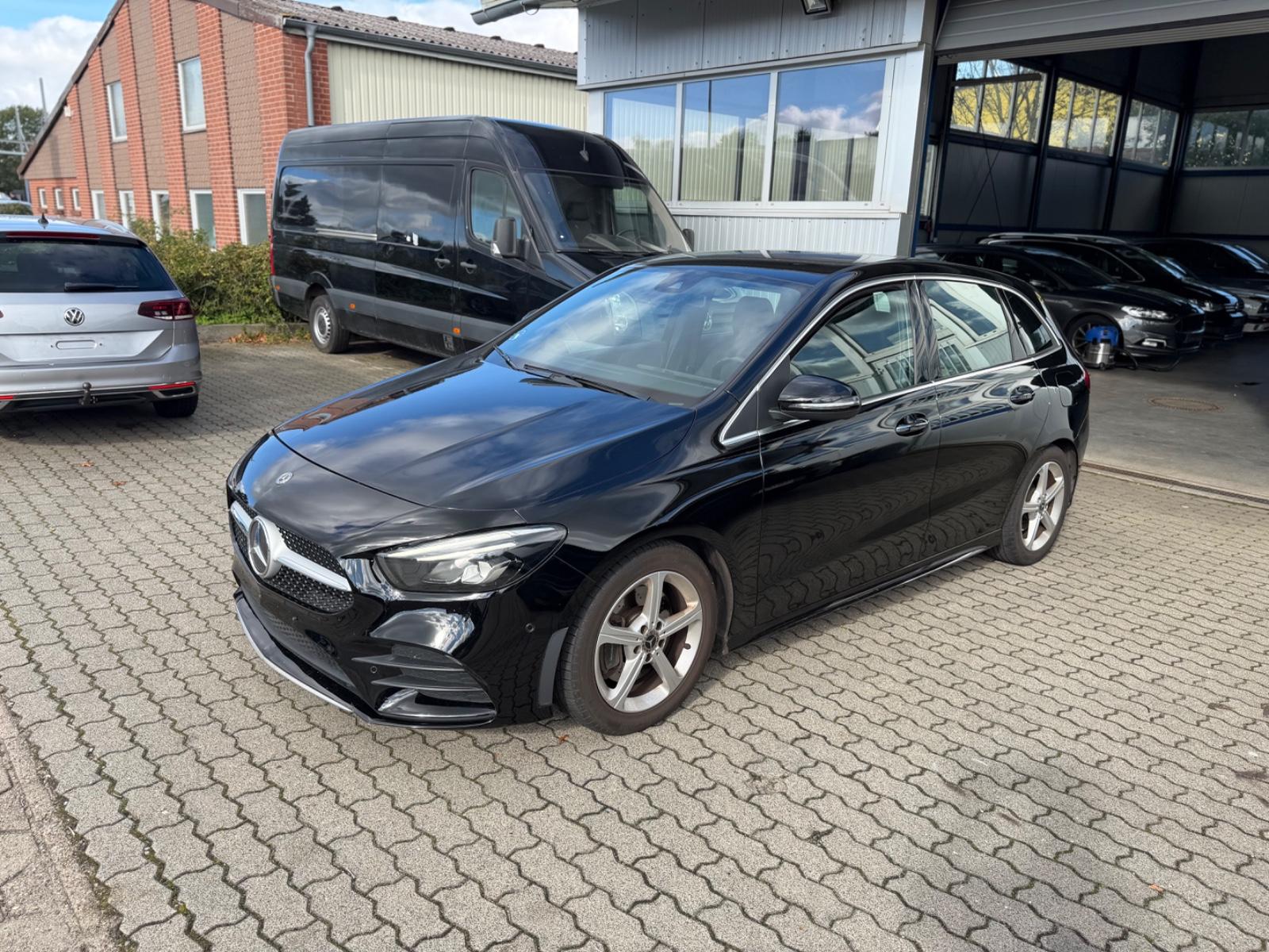 Mercedes-Benz B 220