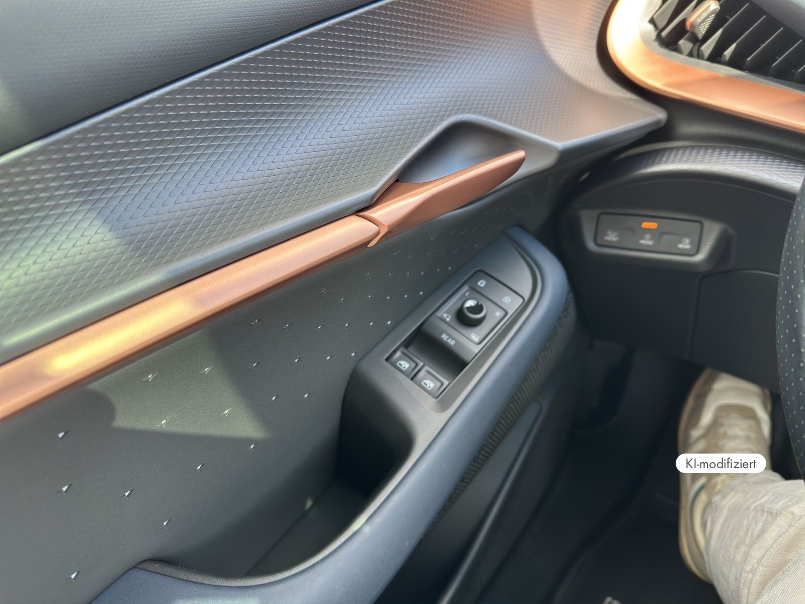 Cupra Tavascan - Bild 12