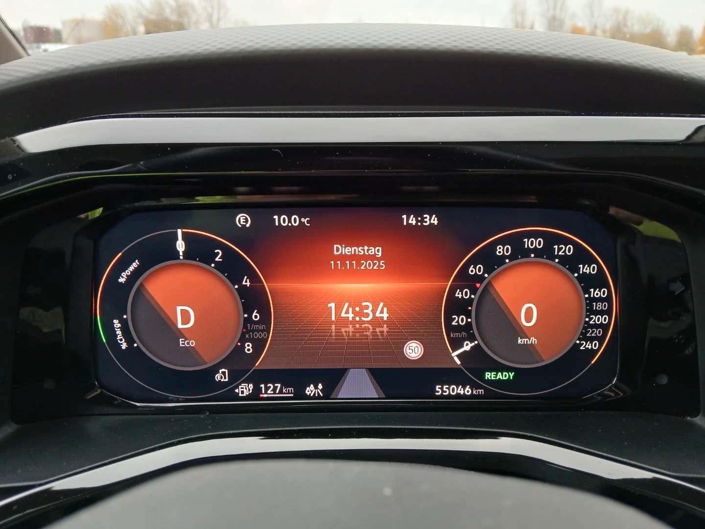 VOLKSWAGEN T7 MULTIVAN LIFE EHYBRID 218 CH BVA - 1ERE MAIN - HAYON ÉLECTRIQUE - TOIT PANORAMIQUE - VOLANT EN CUIR