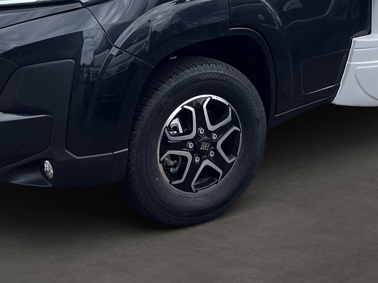 Fahrzeugabbildung Eura Mobil Profila T PT 695 EB Automatik,Sat,Solar