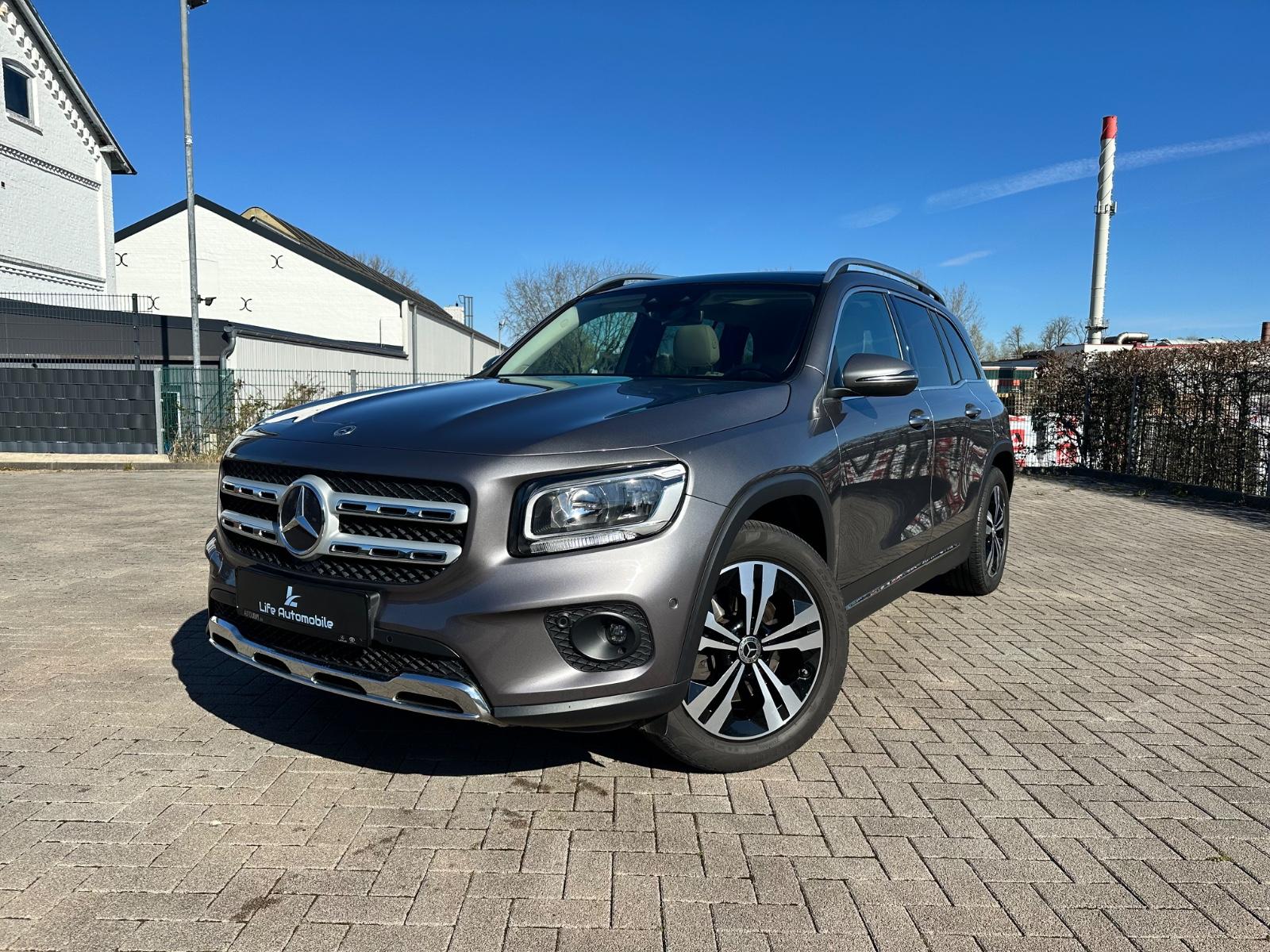 Mercedes-Benz GLB 200d WIDE*LED*SPUR*KAM*PANO*MBUX*KEYLESS*18"