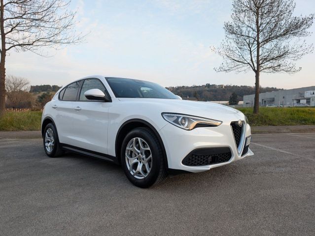 Alfa Romeo Stelvio 2.2 Turbodiesel 190 CV AT8 Q4