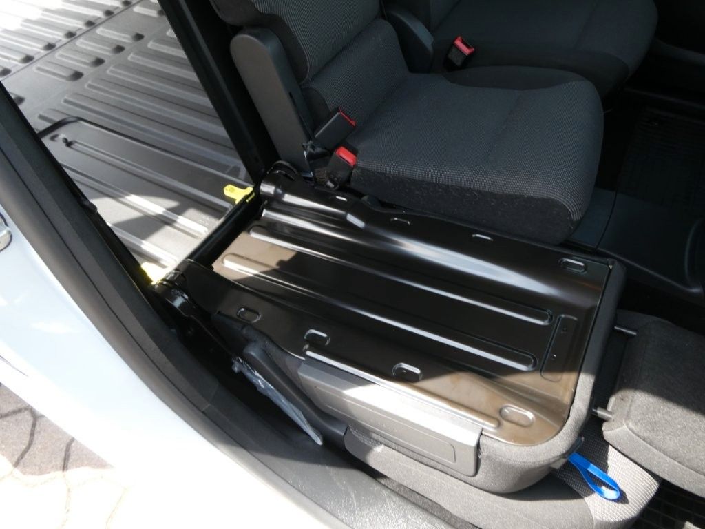 Fahrzeugabbildung Fiat Doblo Kastenwagen L2