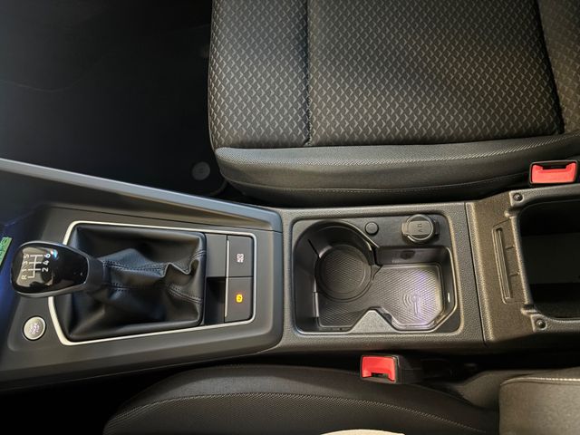 Golf VIII 2.0 TDI *IQ-Drive*AHK*Kamera*LED*