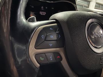 Jeep Grand Cherokee - 9