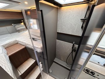 HYMER  ERIBA  HYMERCAR B-Klasse MC T 680 Autarkie Premium Winter