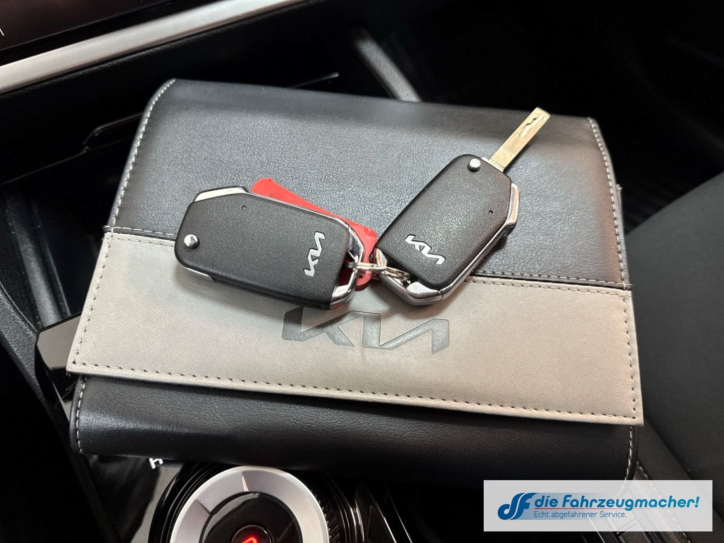 Fahrzeugabbildung Kia Sportage Spirit Navi Digitales Cockpit LED Apple