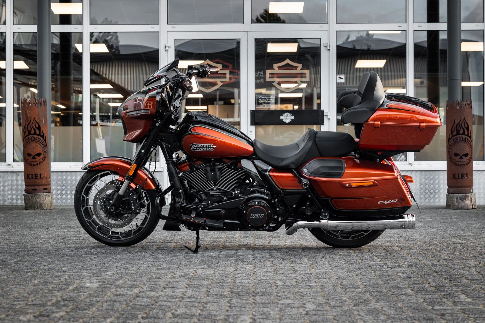 Fahrzeugabbildung Harley-Davidson CVO Street Glide FLHXSE 121 Cui - KESSTECH -