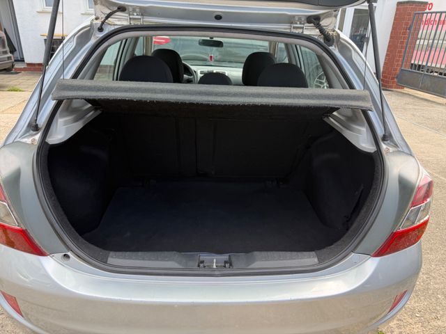 Civic Lim. 5-trg. 1.4, AUTOMATIK, TÜV NEU Bild 9