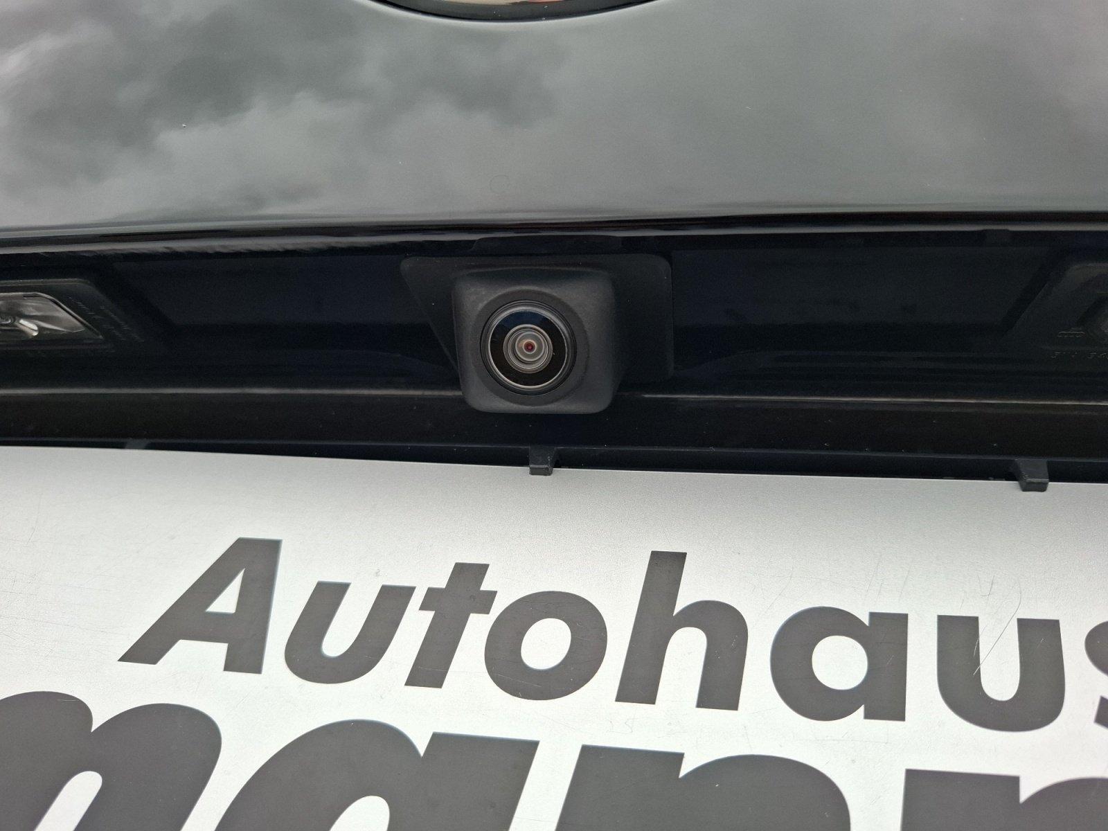 Volkswagen T6.1 Transporter Kombi 150 PS ACC AUT RFK PDC
