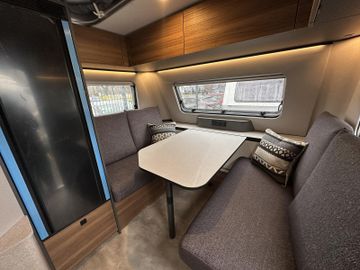 HYMER  ERIBA  HYMERCAR Eriba Feeling 442 FahrradträgerBATTERIEMARKISE