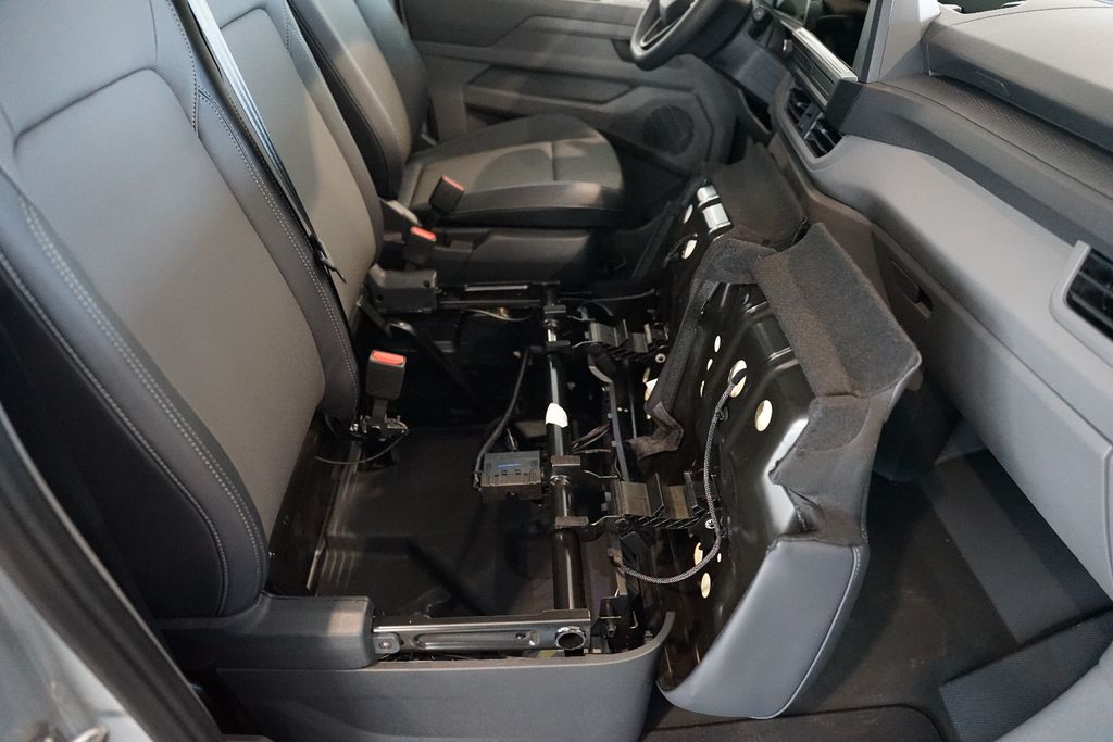 VW e-Transporter Kasten KR | 2x Schiebetüre | Klima VW e-Transporter Kasten KR | 2x Schiebetüre | Klima