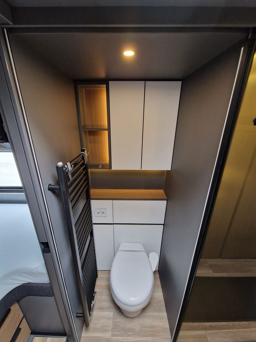 Fahrzeugabbildung Niesmann + Bischoff Flair 920