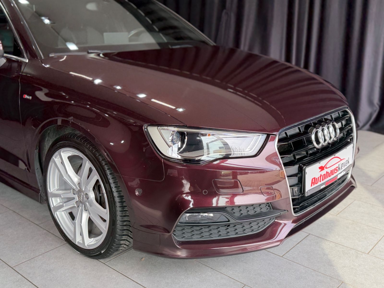 Fahrzeugabbildung Audi Audi A3 Limousine 2.0 TDI|3xS-LINE|B&O|S-TRONIC