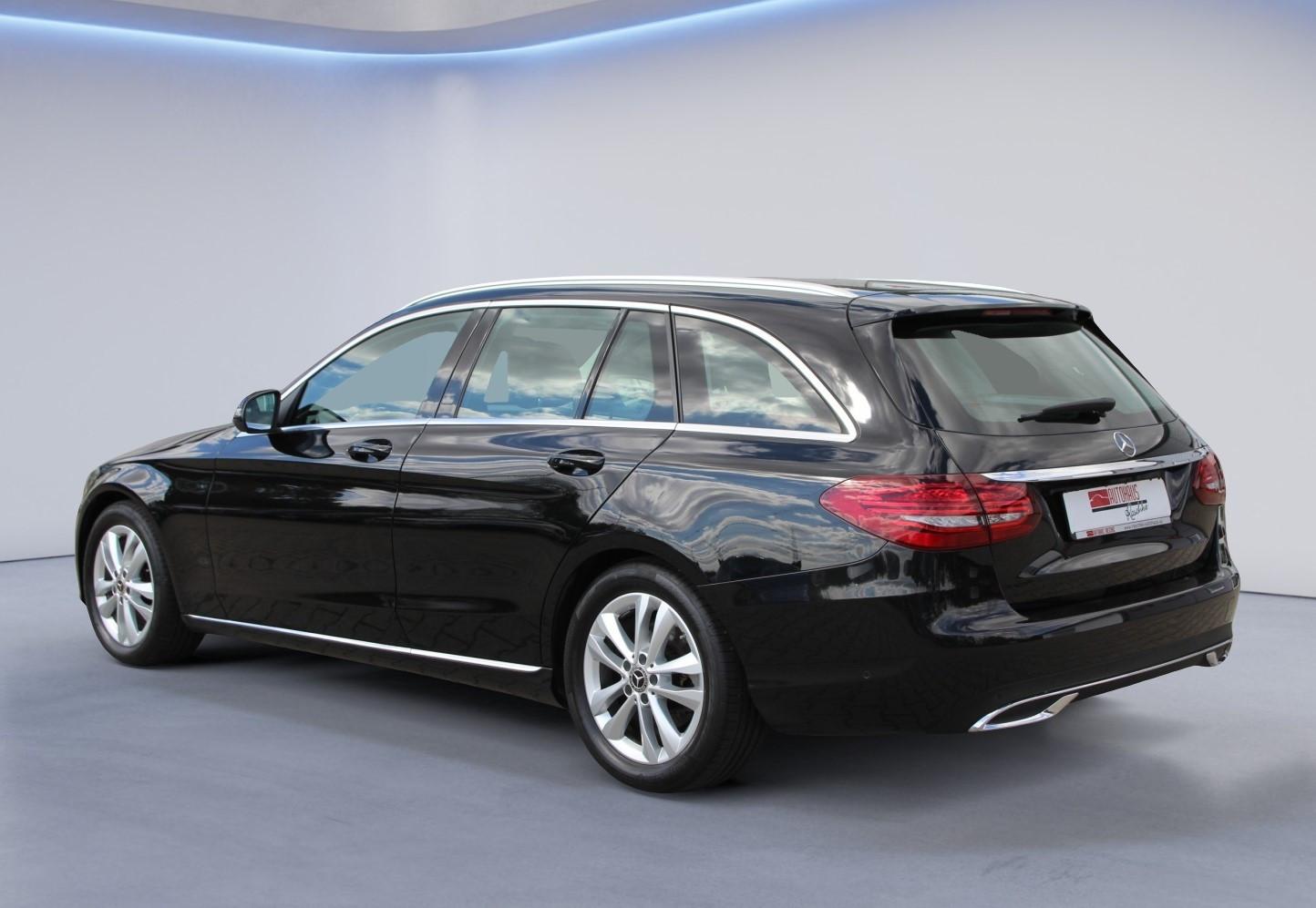 Mercedes-Benz C 180CGI Avantgarde /LED/AHK/ Kamera/ 83tkm