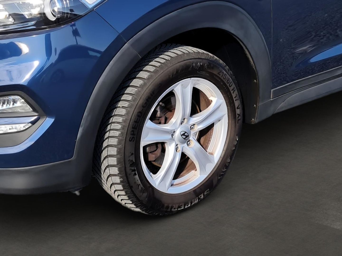 Fahrzeugabbildung Hyundai Tucson blue Trend 2WD  AHK+NAVI+KLIMAAUTO.+SHZ