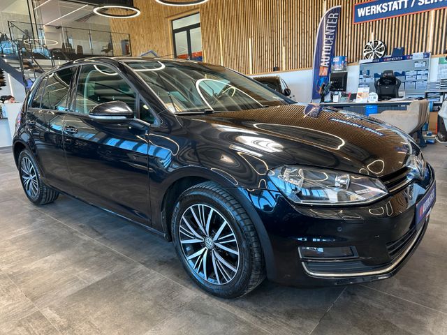 Volkswagen Golf VII Lim. Allstar BMT *Navi*