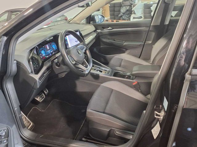 Golf VIII 2.0 TDI ACTIVE IQ.LIGHT+ACC+KAMERA+