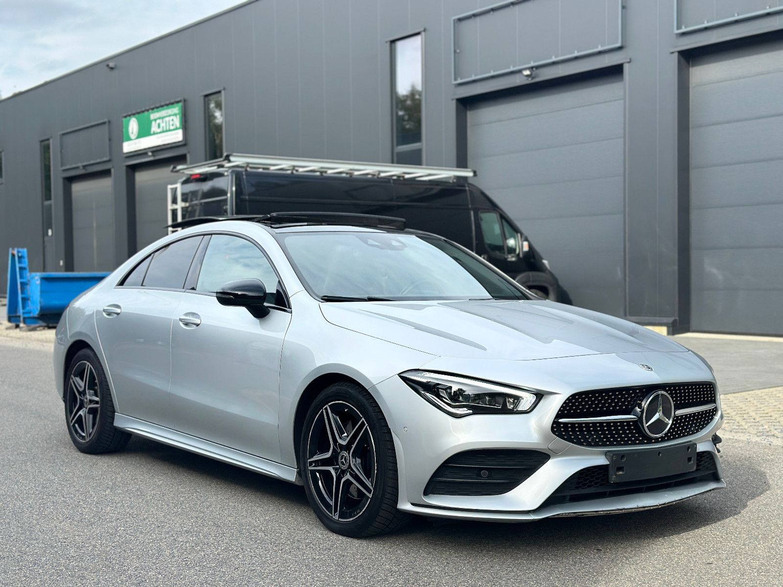 Mercedes-Benz CLA 200d *AMG*PANO*MULTI LED*MEMORY*KEYLESS
