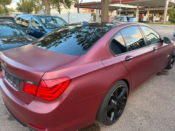 BMW 730 - 12