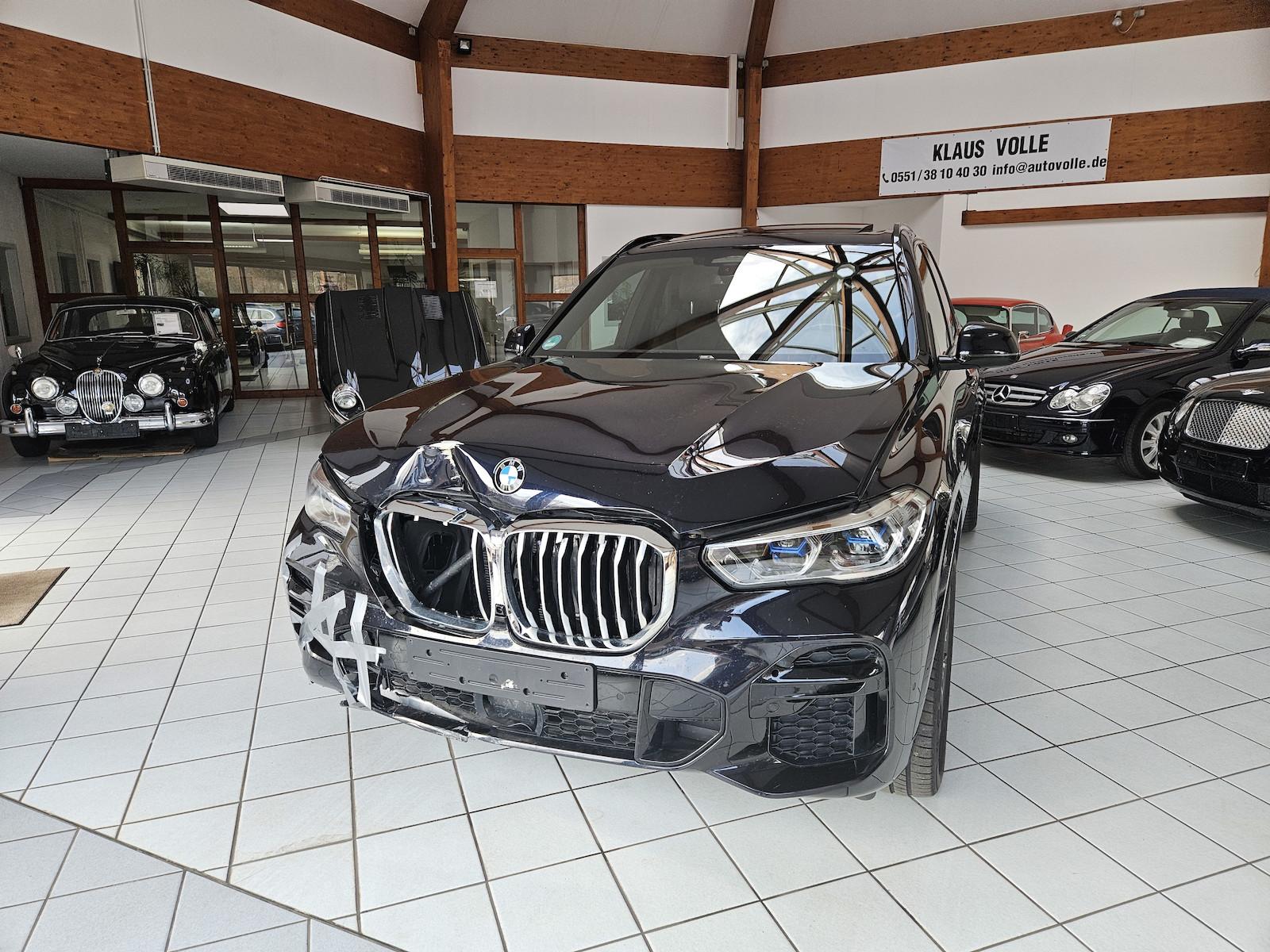 BMW X5 xDrive40i M Sportpaket Laser AHK HUD Pano Sth